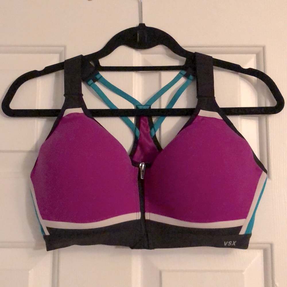 Victoria’s secrete sports bra